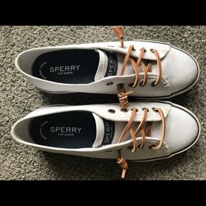 Sperry Top-Sider sneakers size 6M EUC
